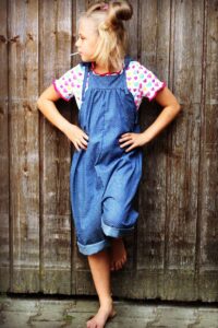 Schnittmuster-Baby-Kinder-Latzhose-Overall-Jumpsuit-Santos-erbsuende-23