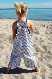 Schnittmuster-Baby-Kinder-Latzhose-Overall-Jumpsuit-Santos-erbsuende-9