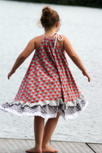 Schnittmuster-Alegria-Kinder-Kleid-Tunika-Kleidchen-Haengerchen-erbsuende-35