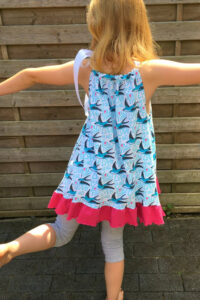 Schnittmuster-Alegria-Kinder-Kleid-Tunika-Kleidchen-Haengerchen-erbsuende-6