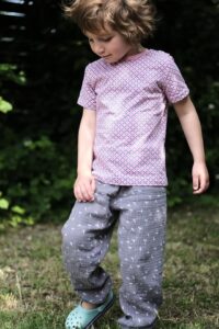 Schnittmuster-Baby-Kind-Hose-Musselinhose-Kinderhose-Babyhose-Webware-Jersey-Mini Brasilia-erbsuende-15
