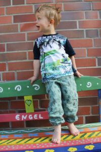 Schnittmuster-Baby-Kind-Hose-Musselinhose-Kinderhose-Babyhose-Webware-Jersey-Mini-Brasilia-erbsuende-23