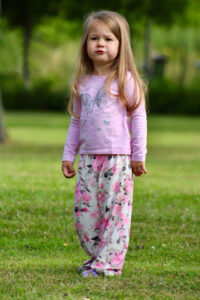 Schnittmuster-Baby-Kind-Hose-Musselinhose-Kinderhose-Babyhose-Webware-Jersey-Mini Brasilia-erbsuende-32