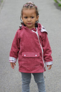 Schnittmuster-Kinder-Jacke-Softshell-Uebergangsjacke-Regenjacke-Pirulito-erbsuende-14