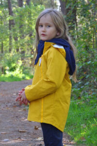 Schnittmuster-Kinder-Jacke-Softshell-Uebergangsjacke-Regenjacke-Pirulito-erbsuende-37