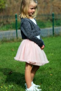 Schnittmuster-Kinder-Wickeljacke-Bolero-Jacke-erbsuende-Mariposa-19