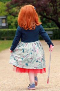 Schnittmuster-Kinder-Wickeljacke-Bolero-Jacke-erbsuende-Mariposa-20