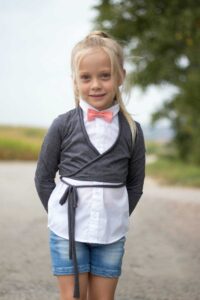 Schnittmuster-Kinder-Wickeljacke-Bolero-Jacke-erbsuende-Mariposa-25