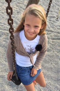 Schnittmuster-Kinder-Wickeljacke-Bolero-Jacke-erbsuende-Mariposa-31