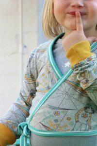 Schnittmuster-Kinder-Wickeljacke-Bolero-Jacke-erbsuende-Mariposa-39