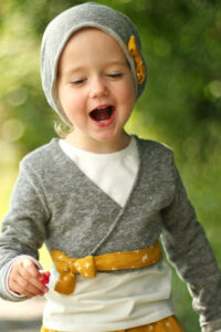Schnittmuster-Kinder-Wickeljacke-Bolero-Jacke-erbsuende-Mariposa-41