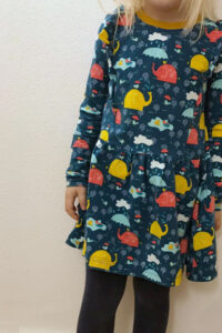 Schnittmuster-Kleid-Jersey-Rueschen-Tellerrock-Skaterkleid-Pulapula-erbsuende-17