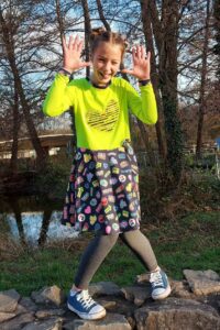 Schnittmuster-Kleid-Jersey-Rueschen-Tellerrock-Skaterkleid-Pulapula-erbsuende-26