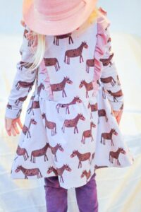 Schnittmuster-Kleid-Jersey-Rueschen-Tellerrock-Skaterkleid-Pulapula-erbsuende-43