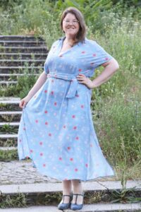 Schnittmuster-Kleid-Maxikleid-V-Ausschnitt-Erbsuende-Lago-04