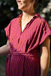 Schnittmuster-Kleid-Maxikleid-V-Ausschnitt-Kragen-Erbsuende-Lago-28