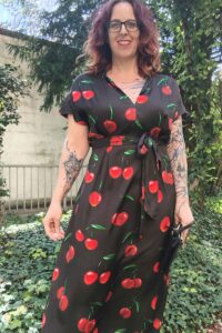 Schnittmuster-Kleid-Maxikleid-V-Ausschnitt-Kragen-Erbsuende-Lago-42
