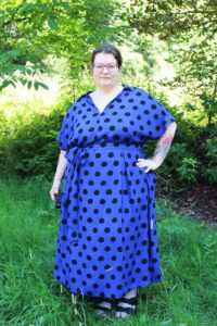 Schnittmuster-Kleid-Maxikleid-V-Ausschnitt-Kragen-Erbsuende-Lago-53