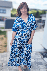 erbsuende-Schnittmuster-Maxikleid-V-Ausschnitt-Kleid-Duna-02