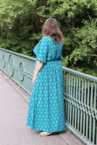 erbsuende-Schnittmuster-Maxikleid-V-Ausschnitt-Kleid-Duna-15