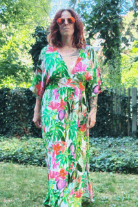 erbsuende-Schnittmuster-Maxikleid-V-Ausschnitt-Kleid-Duna-35