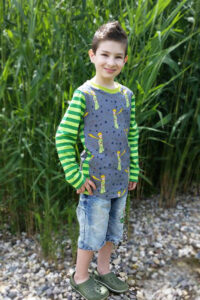 Schittmuster-Kinder-Baby-T-Shirt-Oberteil-Fransen-Camisa-erbsuende-23