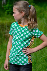 Schittmuster-Kinder-Baby-T-Shirt-Oberteil-Fransen-Camisa-erbsuende-5